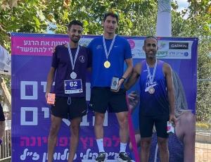 גאווה מקומית: טריאתלי עמק חפר כבשו את הפודיום במרוץ כפר יונה
